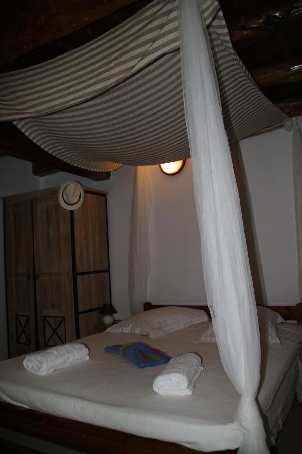 Luxury Stone Villa Φισκάρδο Εξωτερικό φωτογραφία