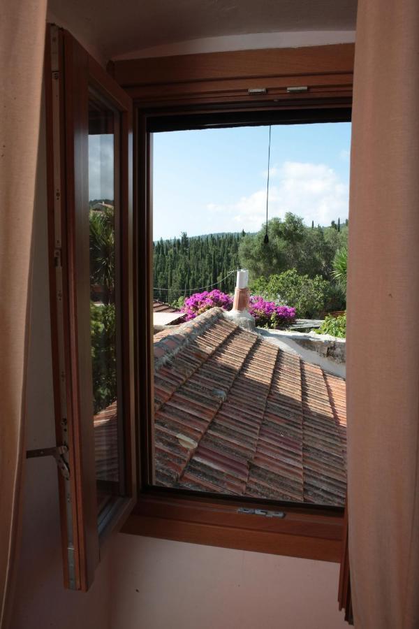 Luxury Stone Villa Φισκάρδο Εξωτερικό φωτογραφία