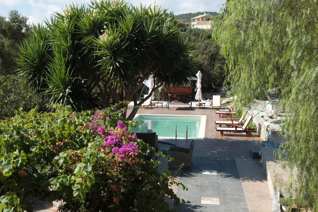 Luxury Stone Villa Φισκάρδο Εξωτερικό φωτογραφία