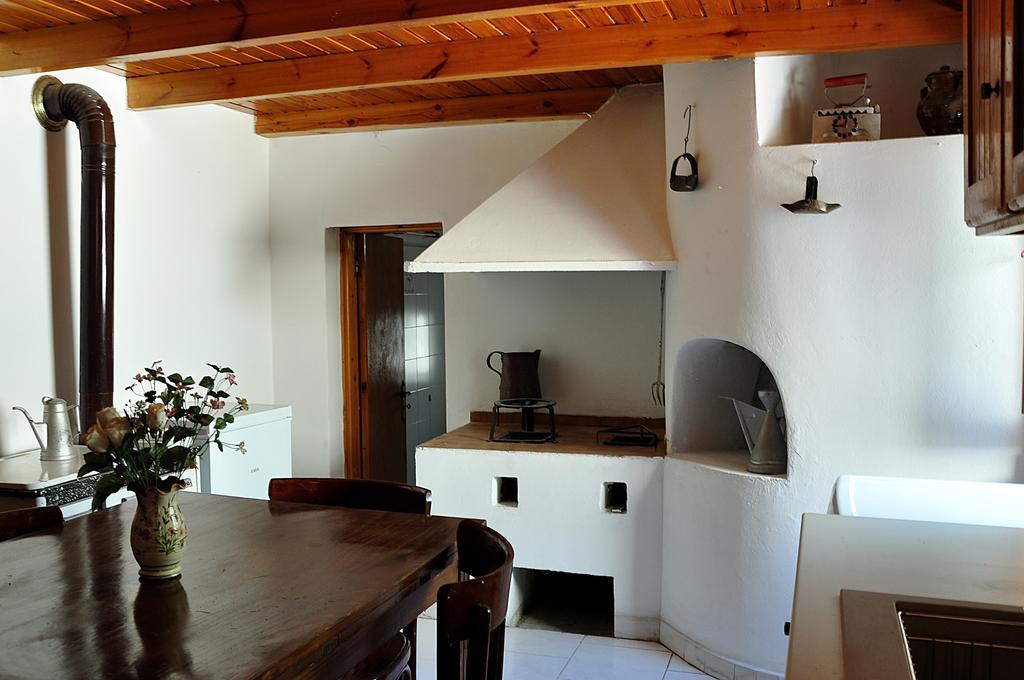 Luxury Stone Villa Φισκάρδο Εξωτερικό φωτογραφία