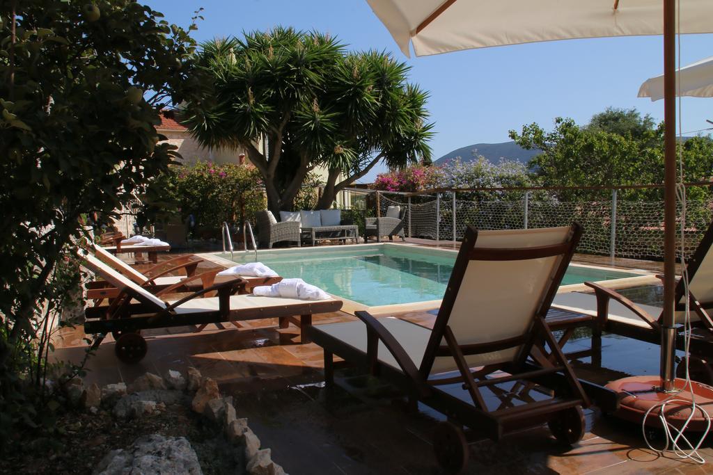 Luxury Stone Villa Φισκάρδο Εξωτερικό φωτογραφία