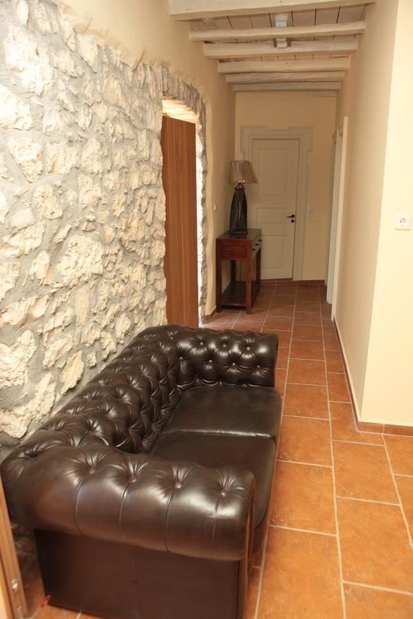 Luxury Stone Villa Φισκάρδο Εξωτερικό φωτογραφία